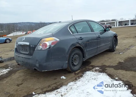 2010 Nissan Altima 2.5 S z USA, uszkodzony, nr VIN 1N4AL2AP8AN549720
